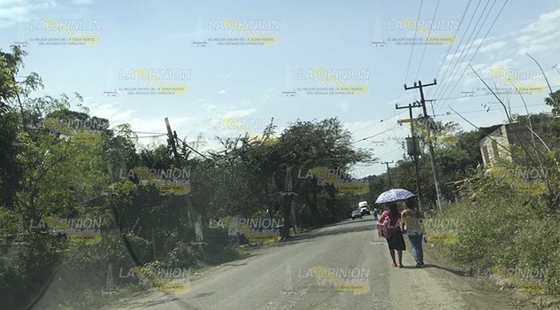 Solicitan construcción de puente vehicular en Tihuatlán