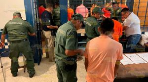 Trasladan a 14 reos del Cereso Duport Ostión en Coatzacoalcos