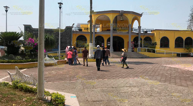 Aplicaran multas a servidores públicos de Tihuatlán