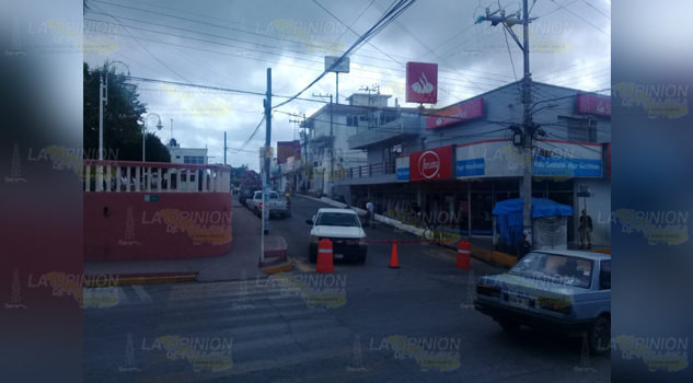 Sin luz la zona centro de Naranjos
