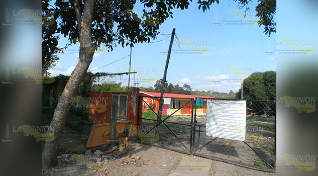 Aumenta a 482, número de escuelas que tramitan escrituras en la zona Tuxpan: SEV