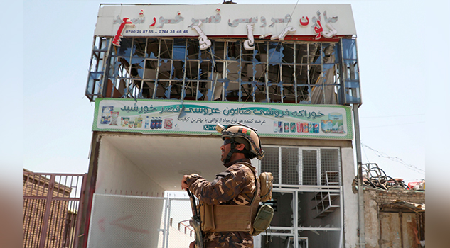 Un atentado en Kabul causa al menos 14 muertos y decenas de heridos
