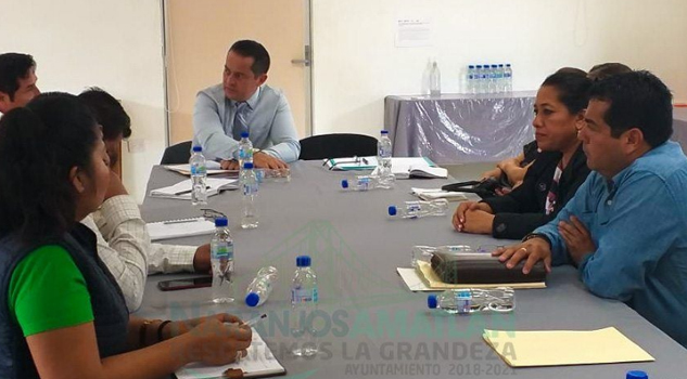 Alcalde de Naranjos se reúne con el titular de la Caev en Xalapa