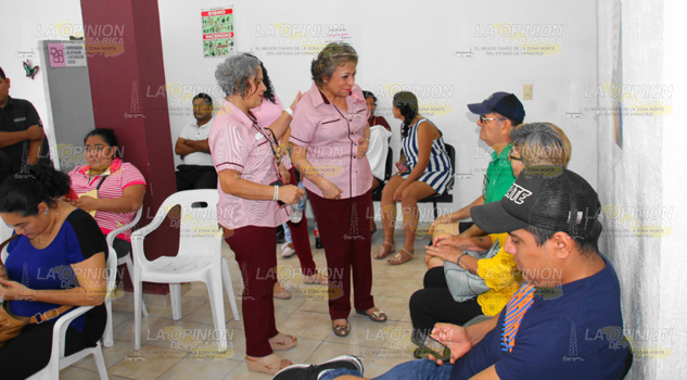 Atienden a 50 personas que padecen alguna discapacidad visual en Poza Rica Atienden a 50 personas que padecen alguna discapacidad visual en Poza Rica