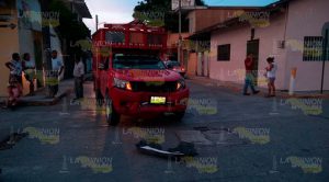 Chocan 2 camionetas en Gutiérrez Zamora, uno de los chóferes escapó Chocan 2 camionetas en Gutiérrez Zamora, uno de los chóferes escapó