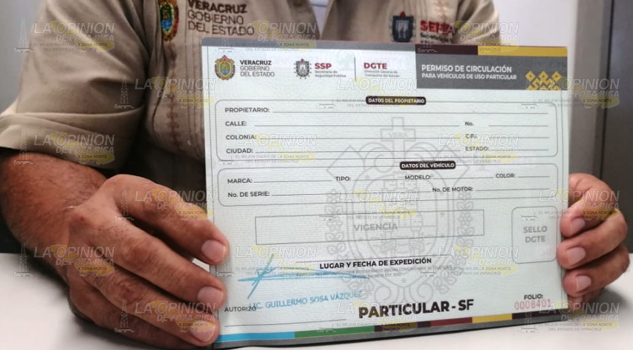 Circulan con permisos en Tuxpan