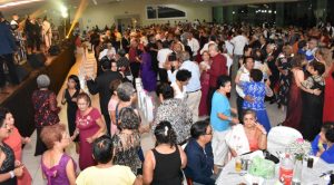 Clubes de INAPAM celebran una Cana Al Aire