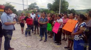 Comerciantes buscan audiencia con autoridades de Cerro Azul