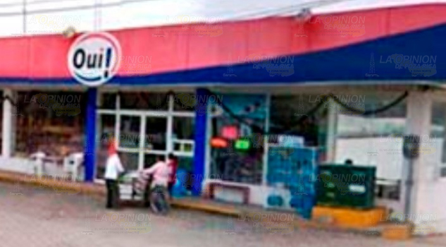 Con pistola en mano roban en OUI en Martínez de la Torre