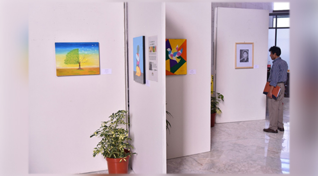 Diana Benítez Juárez presenta sus obras en el Congreso del Estado "La belleza de lo cotidiano"