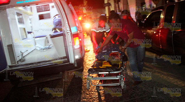 Ejecutado frente a correos de la colonia Manuel Ávila Camacho en Poza Rica Ejecutado frente a correos de la colonia Manuel Ávila Camacho en Poza Rica