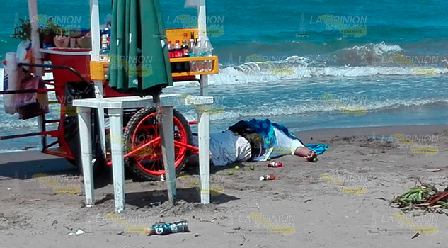 Ejecutan a vendedor ambulante en la playa de Tecolutla Ejecutan a vendedor ambulante en playas de Tecolutla