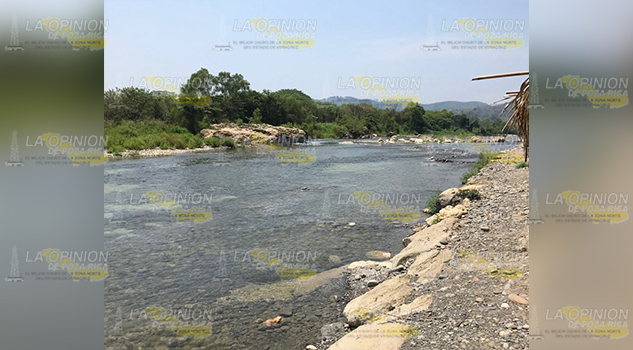 Graves socavaciones sobre el río Cazones