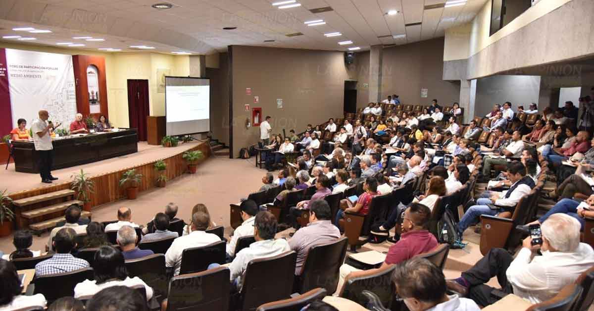 Congreso, sede del foro regional de Medio Ambiente y Recursos Naturales