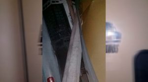 Impacta y derriba poste de luz en Papantla Impacta y derriba poste de luz en Papantla