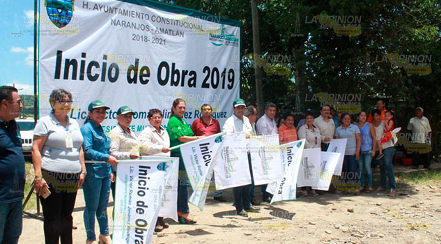 Inicia la pavimentación de la calle Aquiles Serdán en Naranjos Inicia la pavimentación de la calle Aquiles Serdán en Naranjos