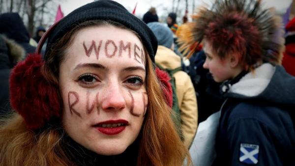 Rusia reduce de 456 a un centenar la lista de las profesiones prohibidas para las mujeres