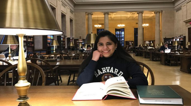 La entrevista con Dafne Almazán , una mexicana superdotada