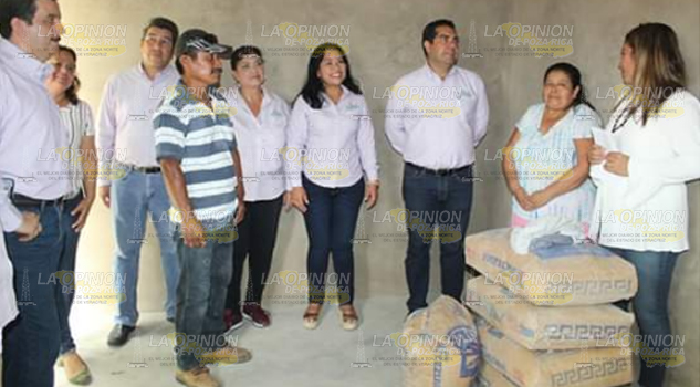 Jorge Vera entrega obras y anuncia más apoyos en La Ensenada