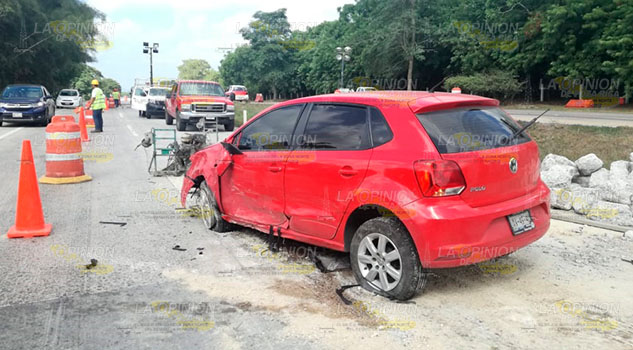 Obrero atropellado sobre la autopista México - Tuxpan Obrero atropellado sobre la autopista México - Tuxpan