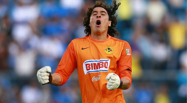 ¡Ochoa pierde vuelo pero llega este martes a México!