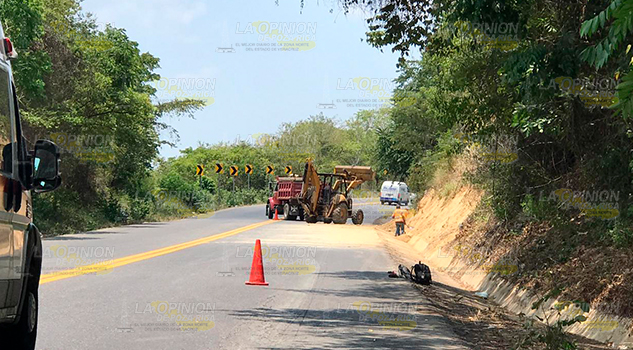 Previenen afectaciones por lluvias en la carretera Tihuatlán - Álamo Previenen afectaciones por lluvias en la carretera Tihuatlán - Álamo