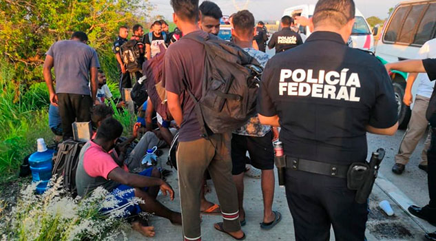 Rescatan en Coatzacoalcos a migrantes de India, Bangladesh y Sri Lanka Rescatan en Coatzacoalcos a migrantes de India, Bangladesh y Sri Lanka