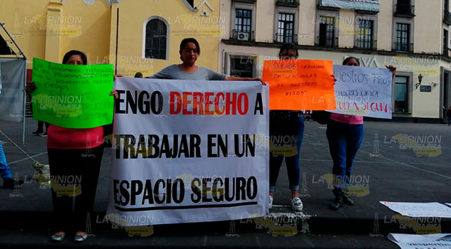 Temen que la escuela se les venga encima en Xalapa