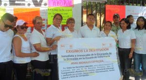 Toman instalaciones de la escuela de enfermería en Poza Rica Toman instalaciones de la escuela de enfermería en Poza Rica