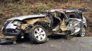 Maestros sufren accidente en la Tuxpan - Tampico, viven de milagro