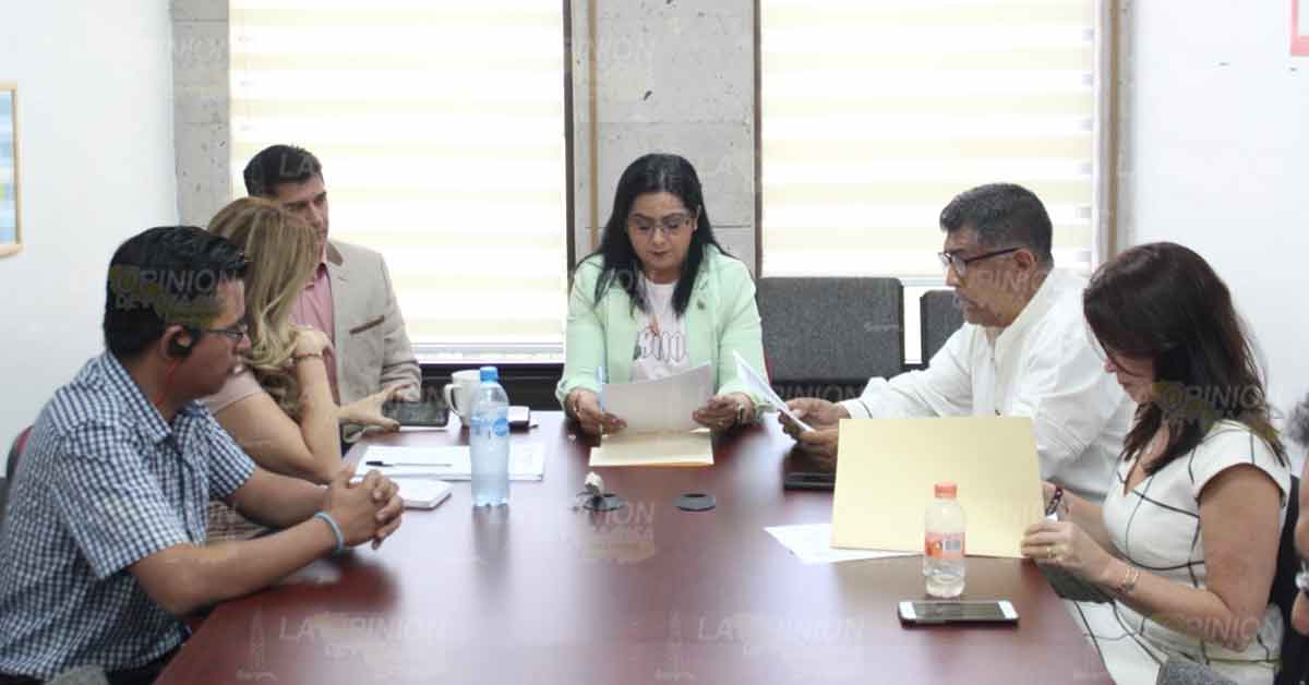 Dan marcha atrás a juicio político