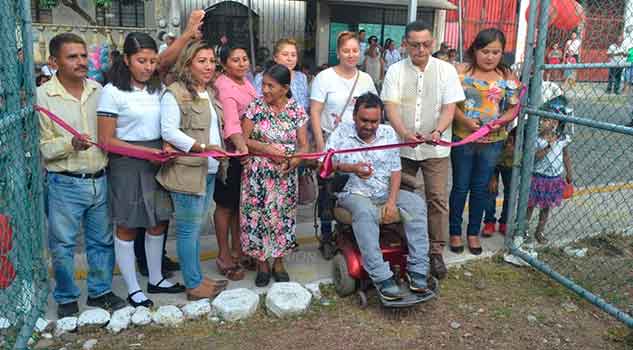 Abren oficina de un Centro Integrador de Desarrollo en la colonia Blanca Espuma en Tlapacoyan