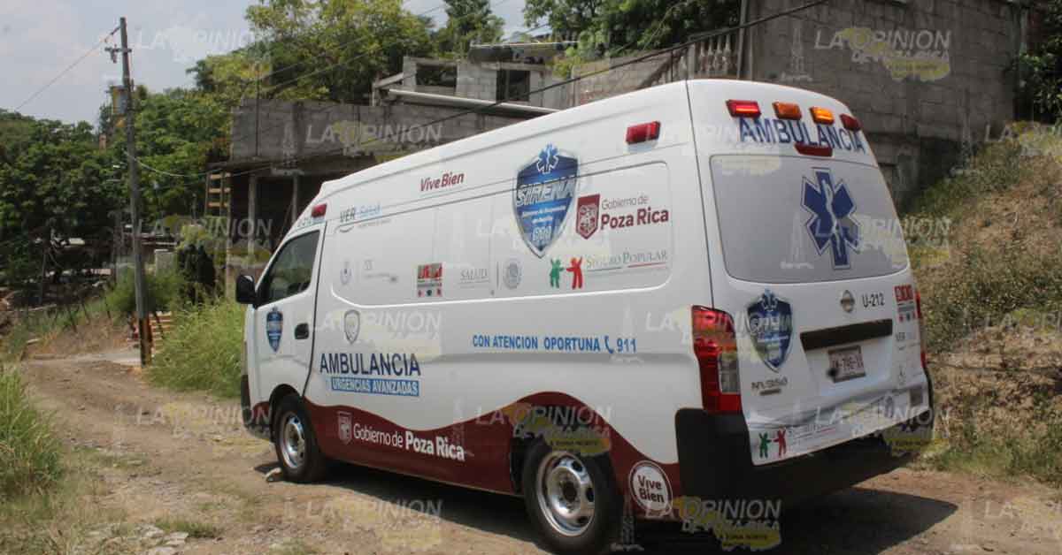 Joven se fractura tras resbalar y caer en la colonia Miguel Hidalgo