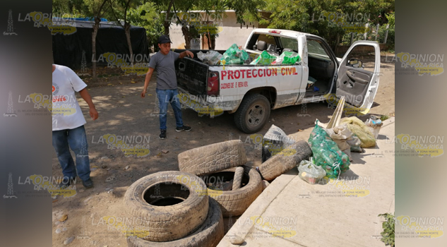 Bajo amenaza de dengue, Cazones