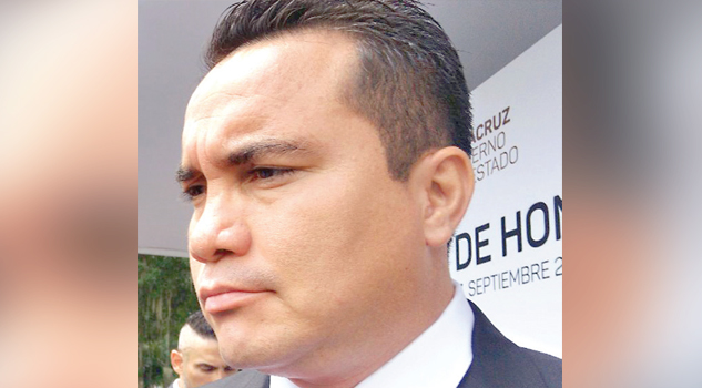 Daban becas de $300 mil a 30 deportistas pirata