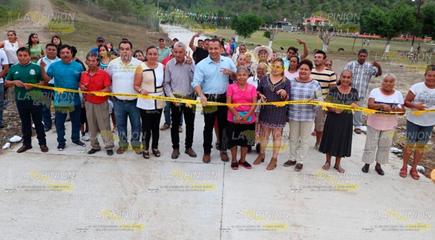 Llega progreso a comunidad del Cerro de Buenavista de Tihuatlán