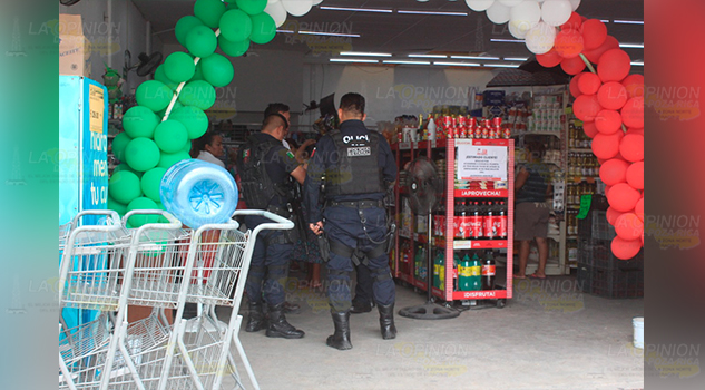 No paran atracos a negocios, empistolado atracó un súper