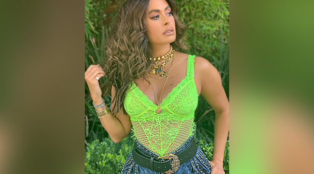 Galilea Montijo presume su escote y también sus pecas