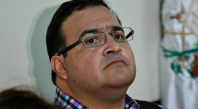 A Javier Duarte solo se le persigue por el uso de un helicóptero: Abogado A Javier Duarte solo se le persigue por el uso de un helicóptero: Abogado
