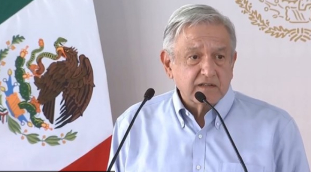 “Piensen en sus mamacitas”: AMLO pide a criminales que permitan venta de gasolina al Ejército
