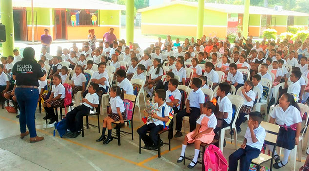 Alertan a padres y alumnos contra la extorsión telefónica en escuelas de la región Tuxpan Alertan a padres y alumnos contra la extorsión telefónica en escuelas de la región Tuxpan