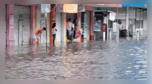 Amanece Veracruz inundado y paralizado