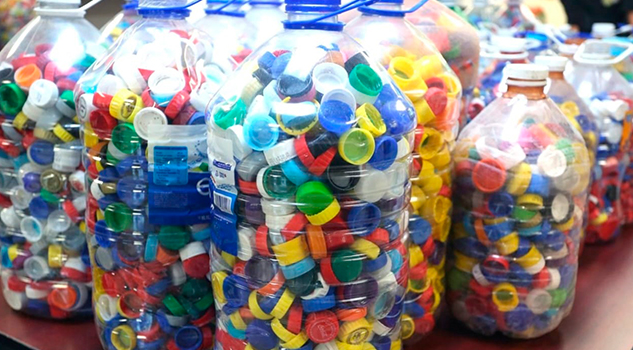 Ayudan a más niños con cáncer, aumenta recolección de tapitas Avanza campaña de recolección de tapitas en Tuxpan