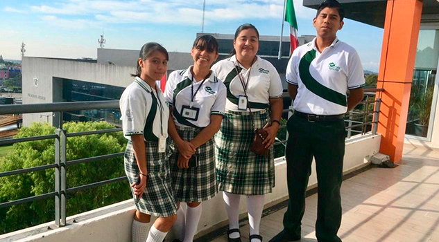 Avanzan alumnos de Tuxpan a certamen nacional de conocimientos Avanzan alumnos de Tuxpan a certamen nacional de conocimientos