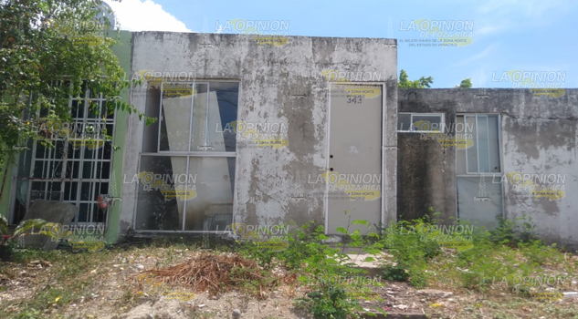 Casas de Kawatzin en total abandono