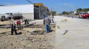 Concesiona ayuntamiento de Tuxpan vía pública a particulares; protestas