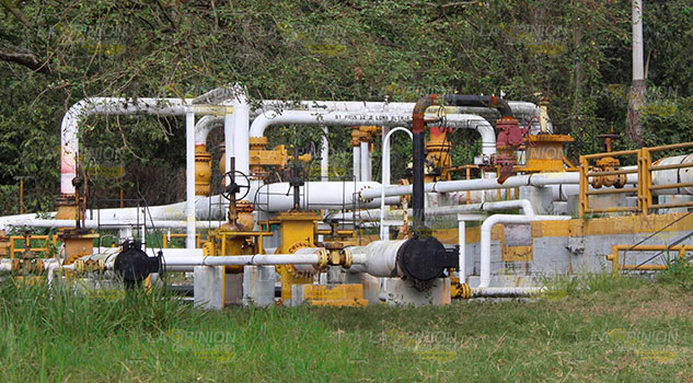 Dejadez de Pemex en Poza Rica