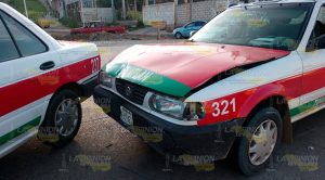 Doble accidente sobre el bulevar Independencia en Tihuatlán Doble accidente sobre el bulevar Independencia en Tihuatlán