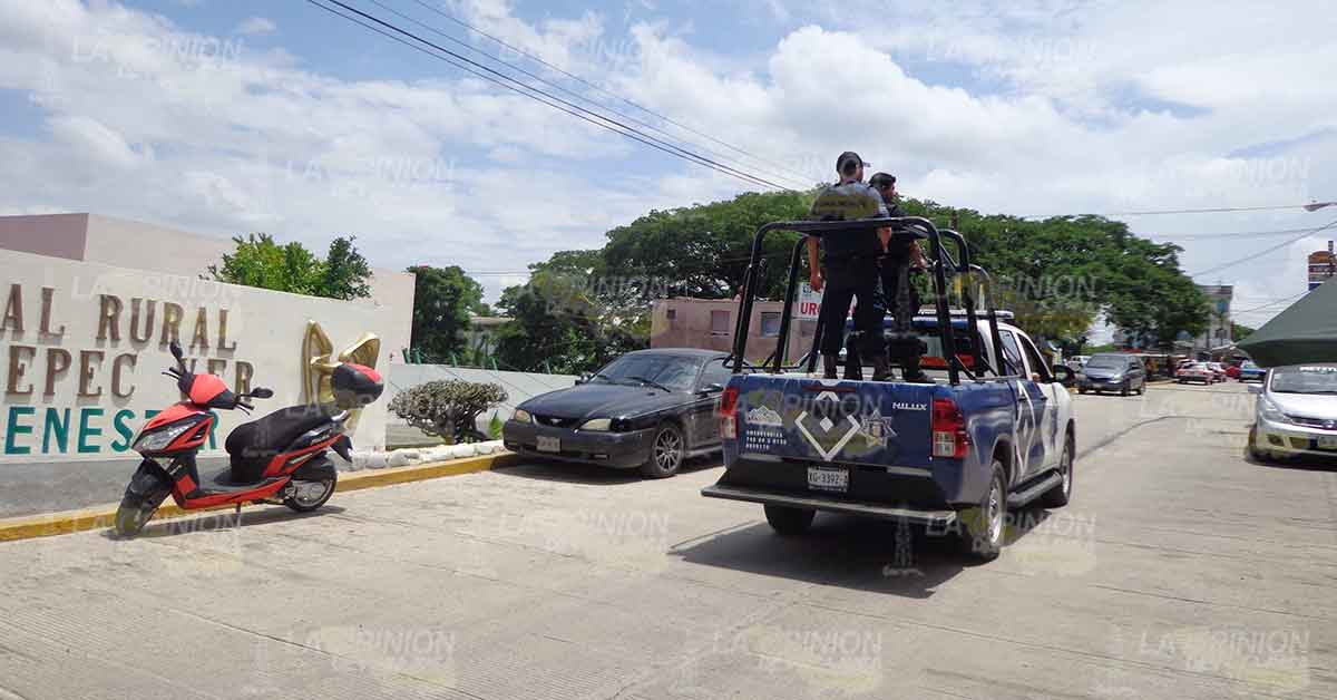 Atacan a machetazos mientras dormía a quien escapó del CERESO en Chicontepec