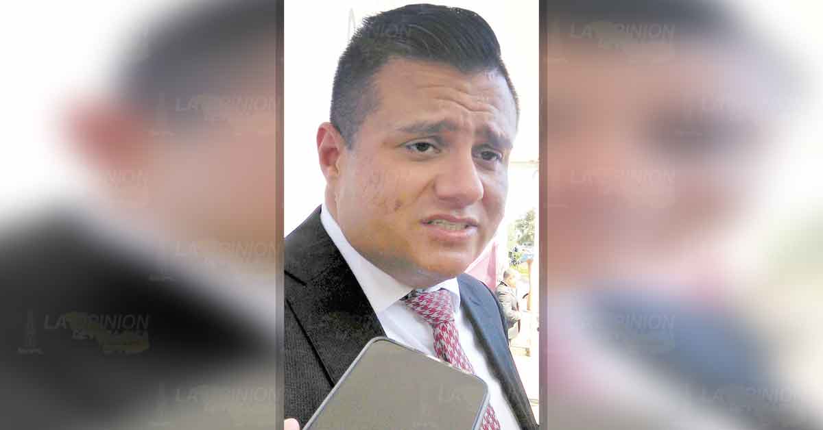 Otra "estafa maestra", detectan desvíos con la capacitación